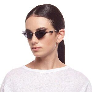 NWT Christian Cowan x Le Specs black cat eye lens sunglasses with shiny chrome